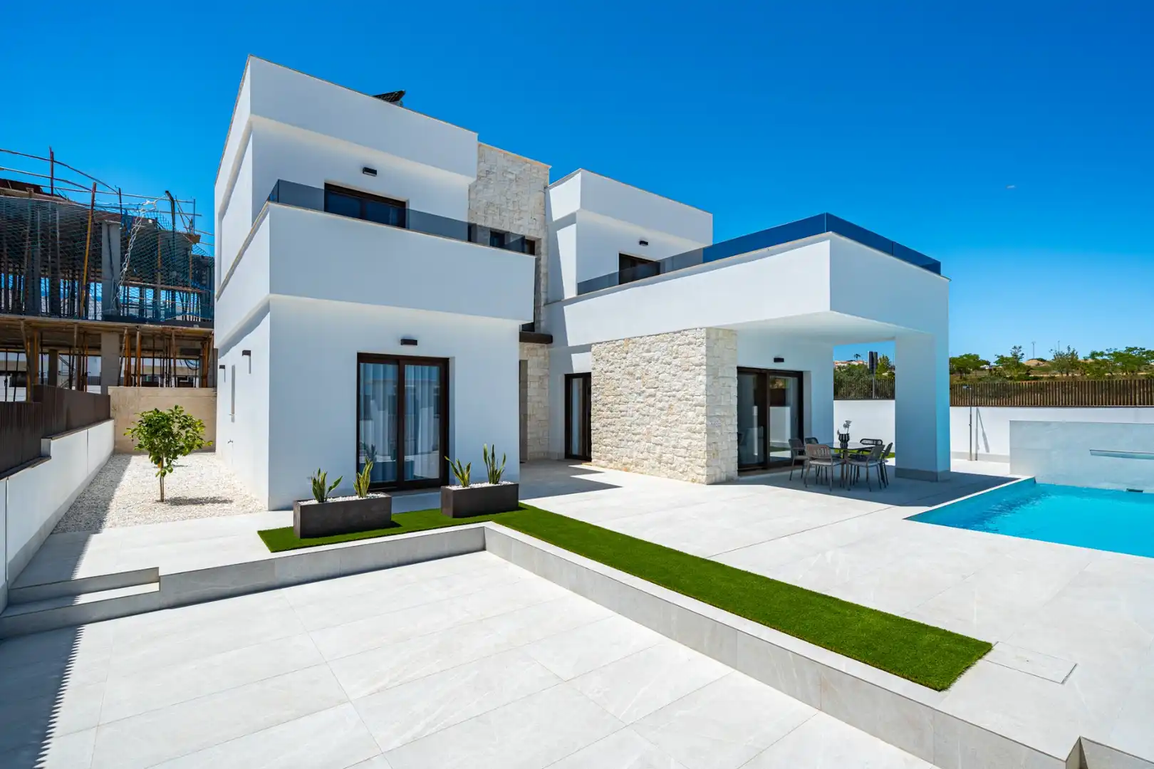 Vista exterior de Casa o xalet en venda en Orihuela amb Calefacció, Jardí privat i Terrassa