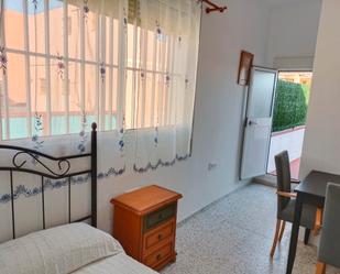 Study to rent in Avenida Menéndez Pelayo, Huerta Fava - Santiago