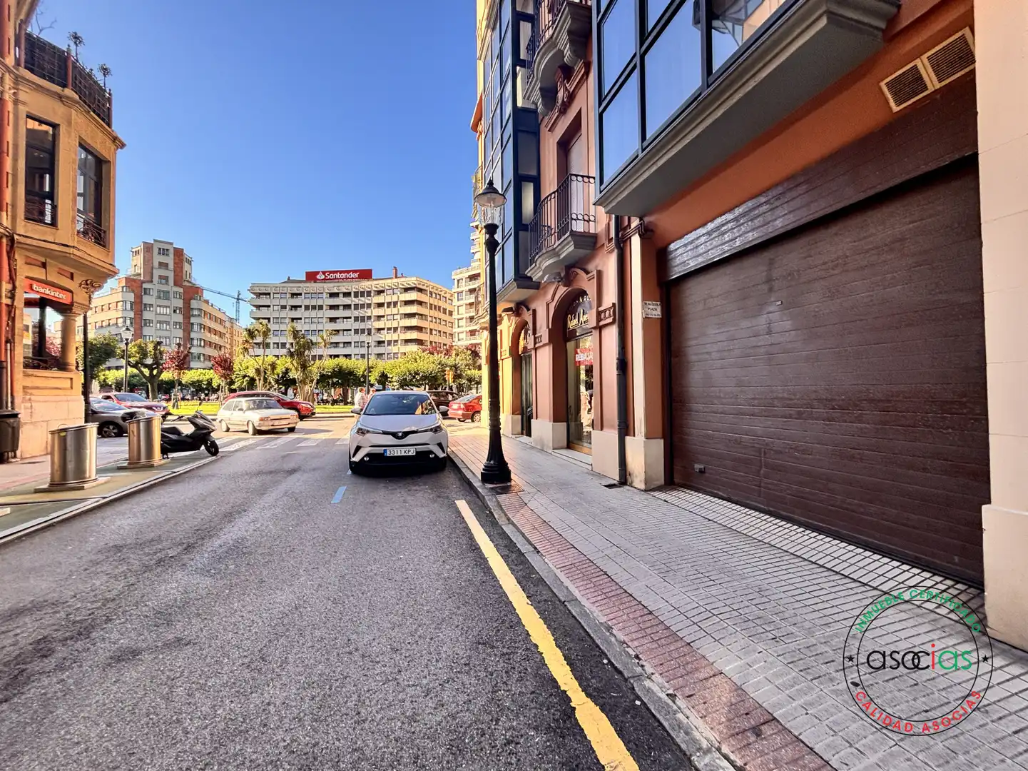 Vista exterior de Garatge en venda en Oviedo 