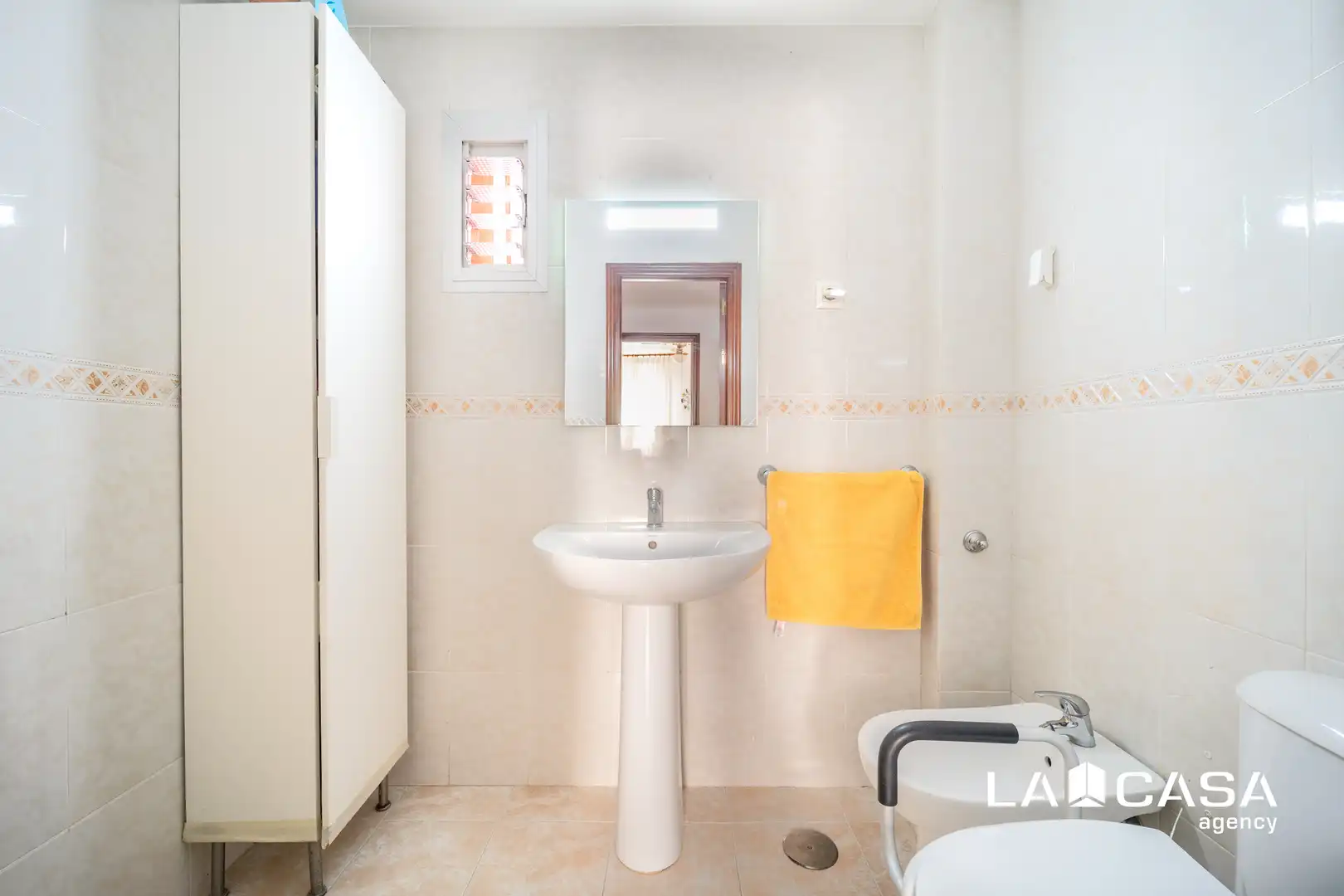 Baño de Piso en venta en Sevilla con Terraza