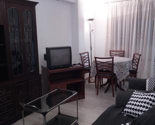 Living room of Flat to rent in  Zaragoza Capital  with Heating, Parquet flooring and Furnished