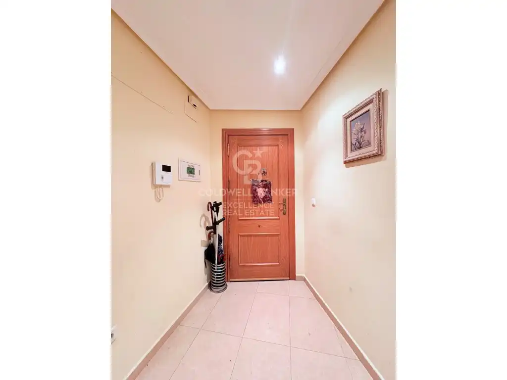 Piso en venta en Valencia con Aire acondicionado, Terraza y Amueblado