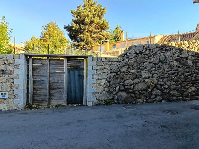 Terreno residencial en Venta en Calle de la Cruz, 25 en Navarredonda de Gredos