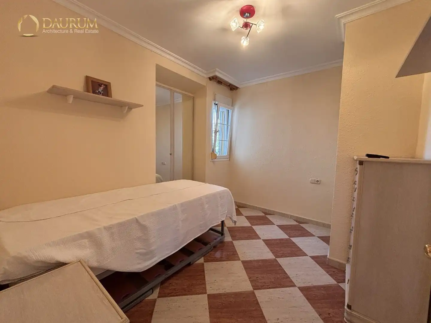 Habitación de Casa o chalet en venta en Alhaurín de la Torre con Aire acondicionado, Terraza y Trastero