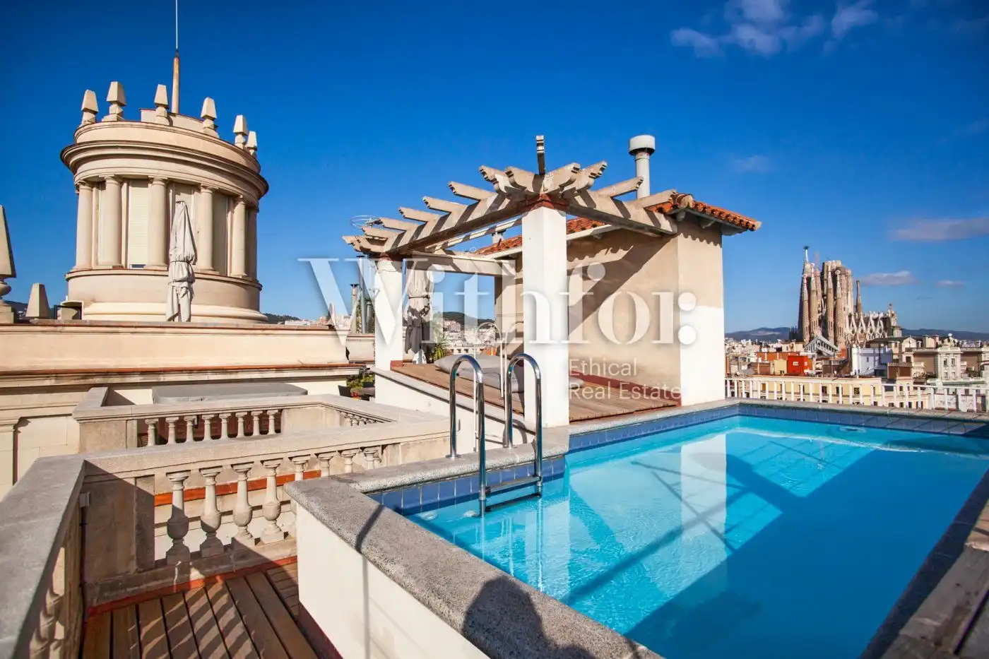 Piscina de Ático en venta en Barcelona con Aire acondicionado, Calefacción y Parquet