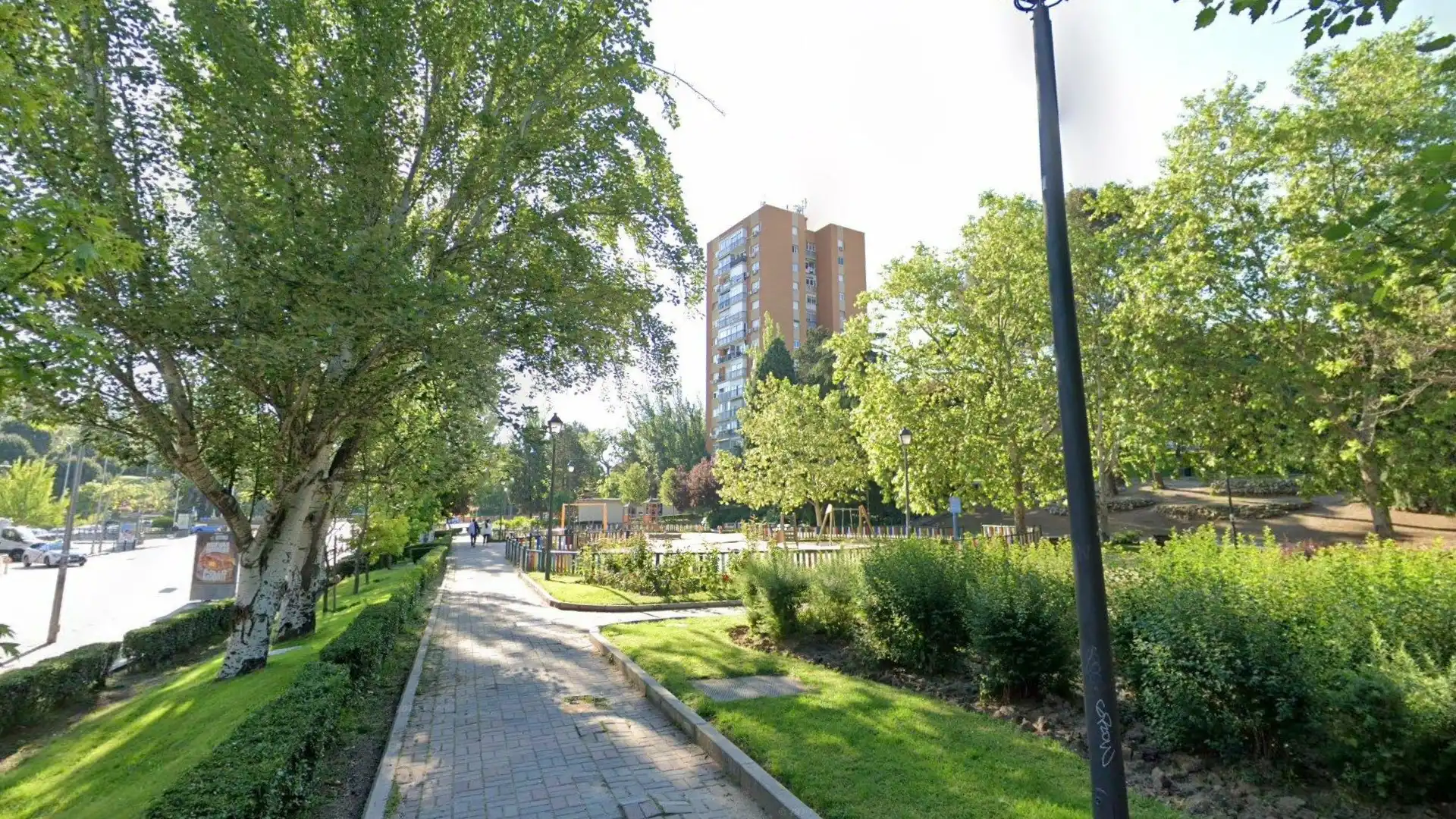 Außenansicht von Erdgeschoss zum Verkauf in Madrid