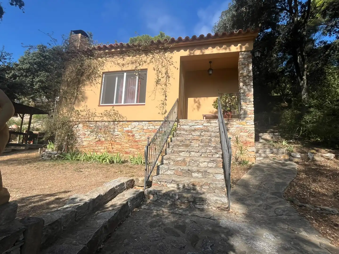 Casa amb jardí en venda a Carrer Mas Mató 26, imagen 2