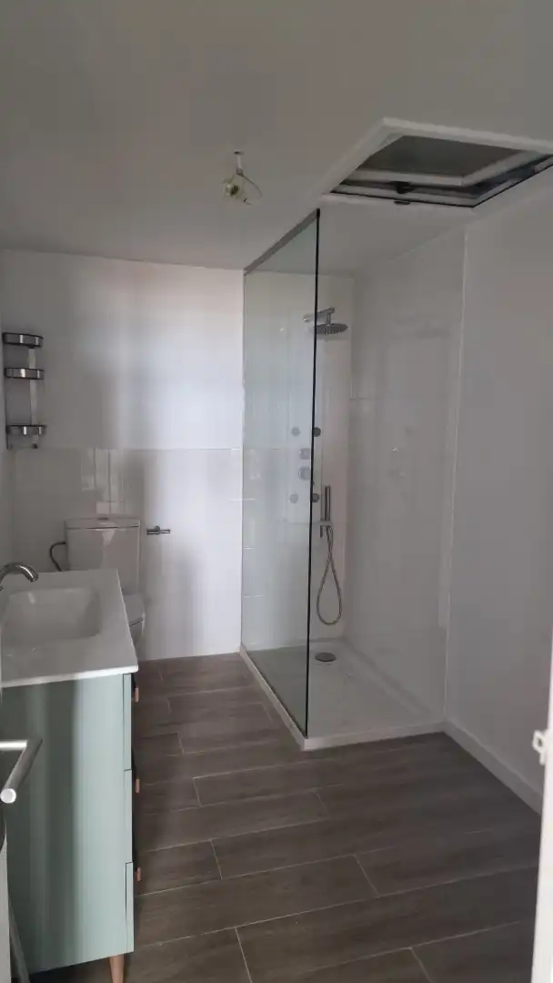 Baño de Piso en venta en Arteixo con Calefacción, Amueblado y Horno