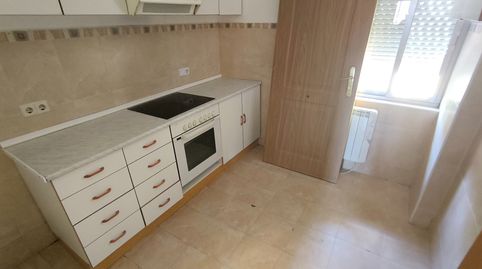 Foto 5 de Piso en venta en Calle Virgen de la Fuencisla, 6, Chorrillo, Alcalá de Henares