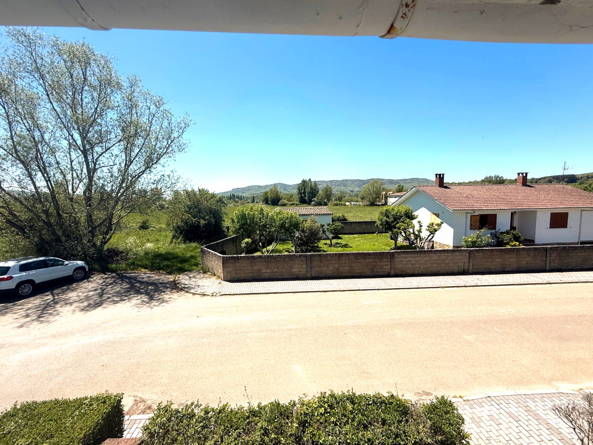 Single-family semi-detached for sale in Boñar  with Heating, Private garden and Parquet flooring