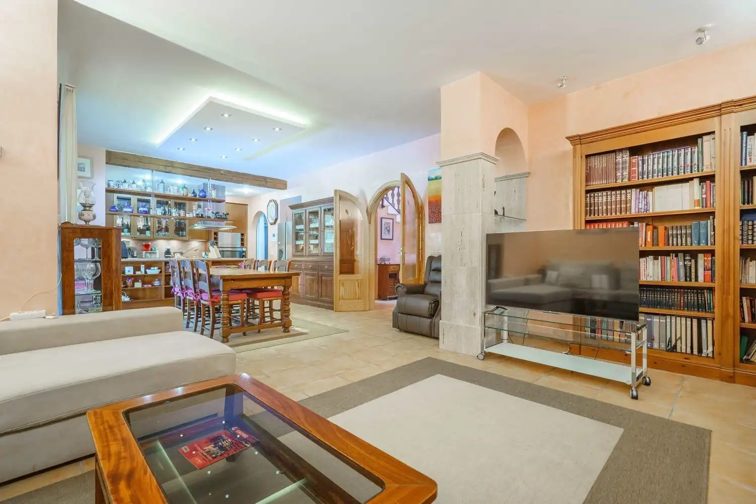 Sala d'estar de Casa o xalet en venda en Llucmajor amb Aire condicionat, Jardí privat i Terrassa