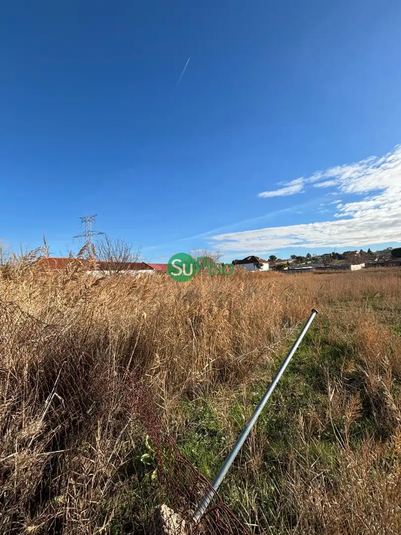 Terreny residencial en venda a Avenida de los Cisneros, imagen 3