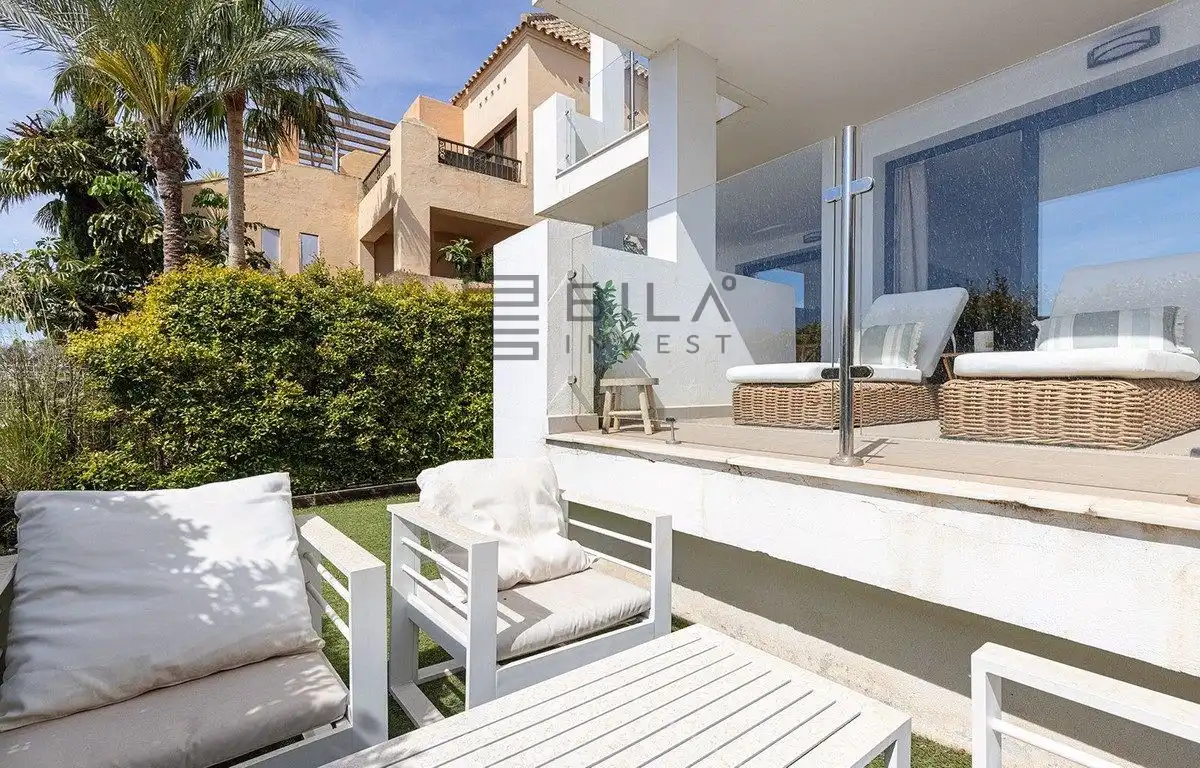 Flat with pool for sale in Teide
