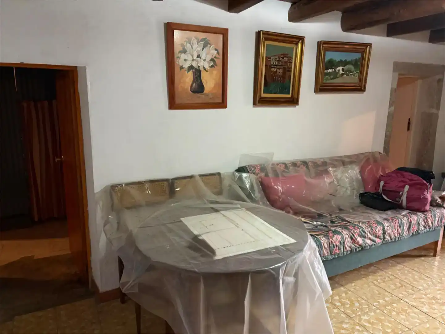 Sala d'estar de Finca rústica en venda en Roelos de Sayago amb Moblat