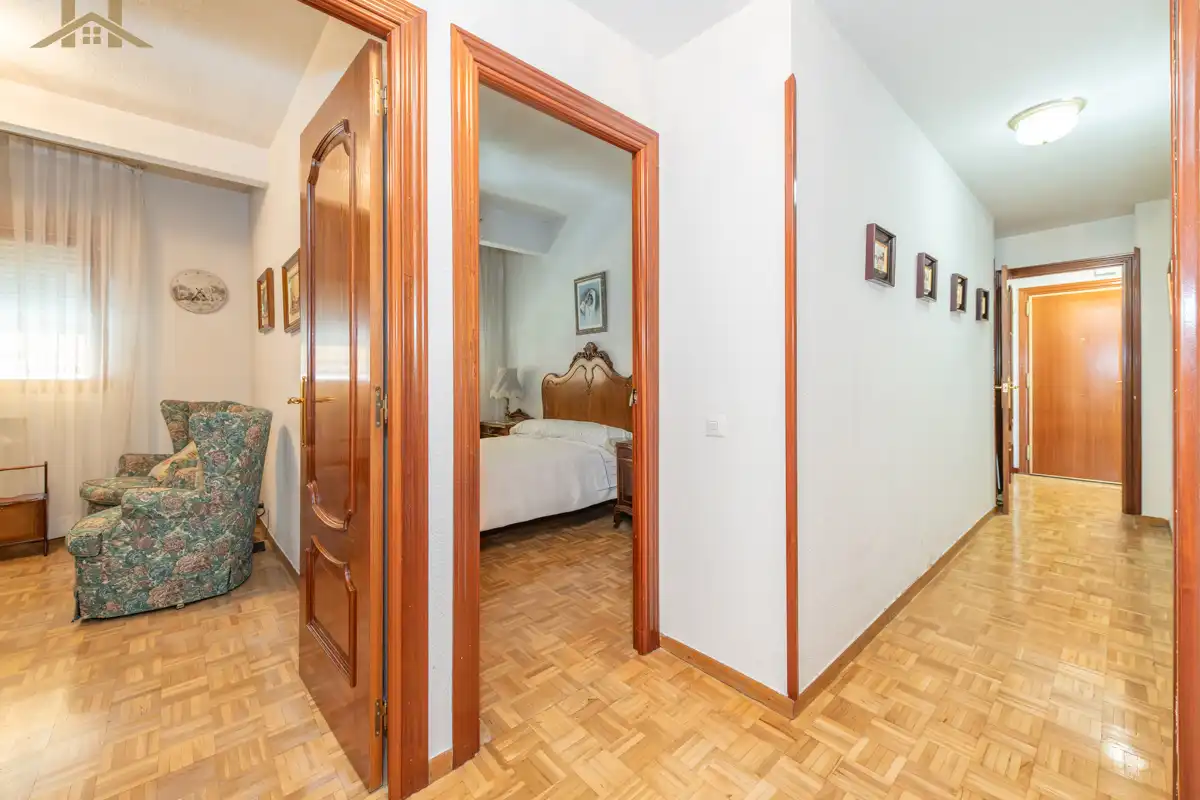 Schlafzimmer von Wohnung zum Verkauf in Madrid mit Klimaanlage, Heizung und Terrasse