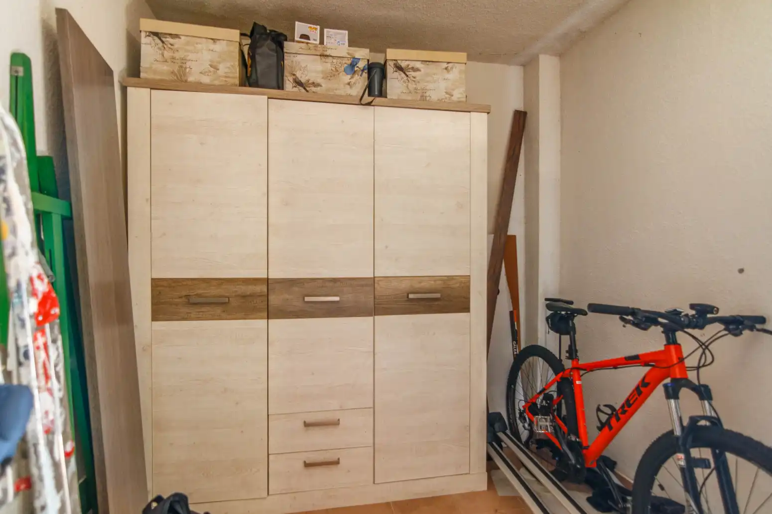 Bedroom of Flat for sale in El Carbayedo - El Quirinal