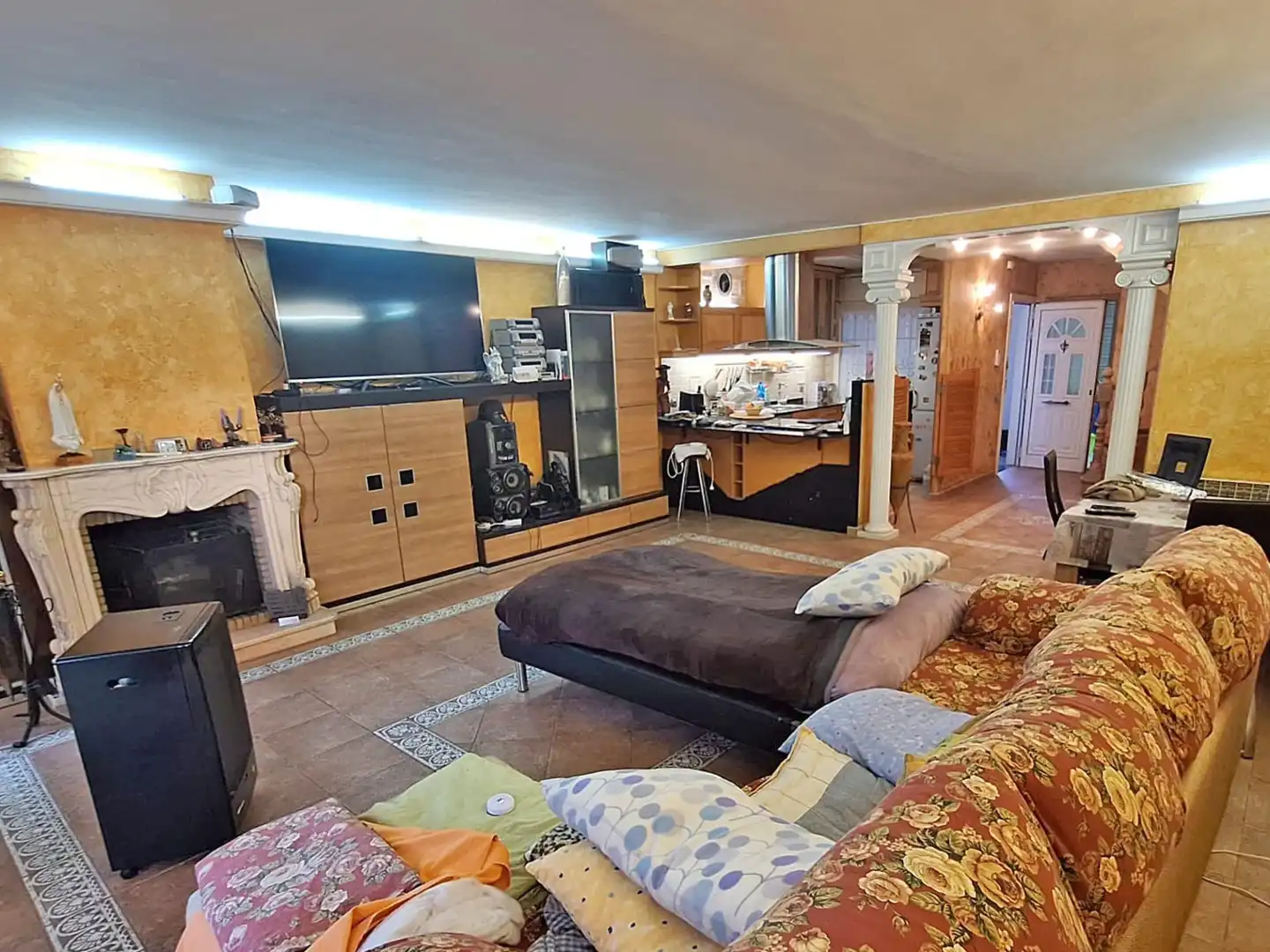Detached house with pool for sale in Santa Perpètua de Mogoda, imagen 5