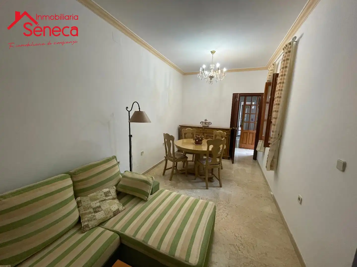 Living room of Detached homes for sale in El Carpio  with Air Conditioner, Heating and Furnished