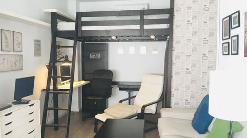 Foto 2 de Apartamento de alquiler en Divina Pastora, Feria, Sevilla Capital
