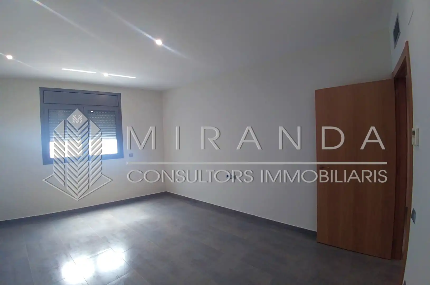 Habitación de Piso de alquiler en Granollers con Aire acondicionado, Calefacción y Horno