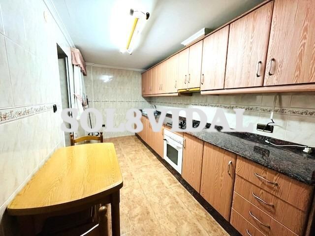 Cuina de Pis de lloguer en Orihuela amb Moblat