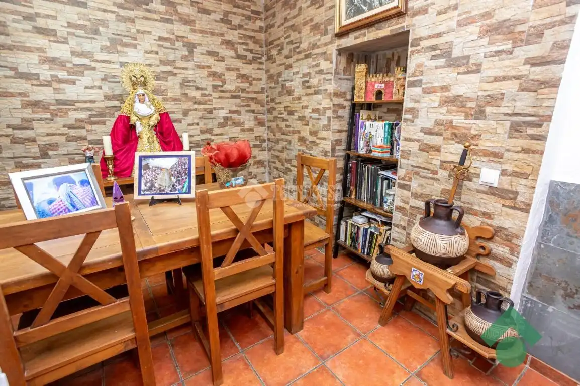 Casa pareada con jardín en venta en C. Barcelona, imagen 13