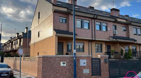 Photo 2 of Single-family semi-detached for sale in San Andrés del Rabanedo pueblo, León