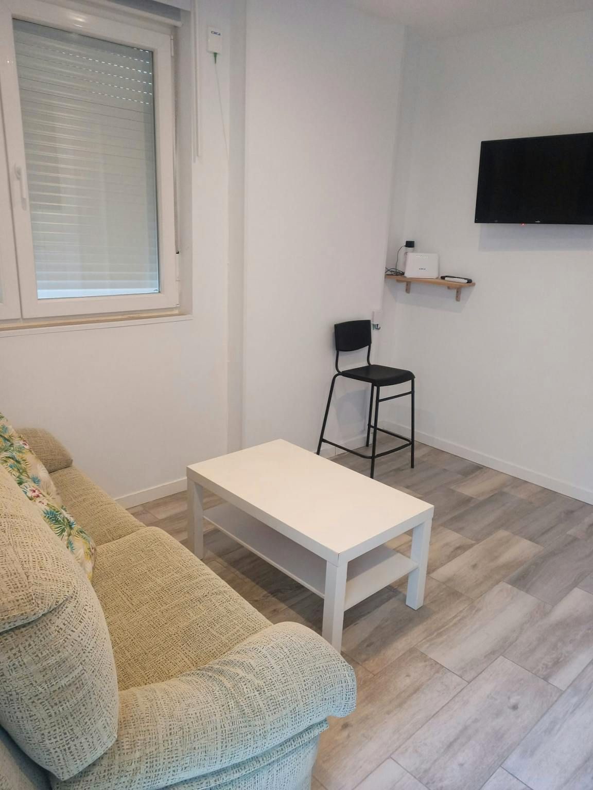 Sala d'estar de Pis de lloguer en Alcobendas amb Aire condicionat, Calefacció i Moblat