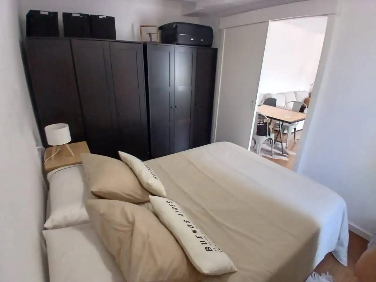 Schlafzimmer von Dachboden zum Verkauf in Vilanova i la Geltrú mit Klimaanlage, Parkett und Terrasse