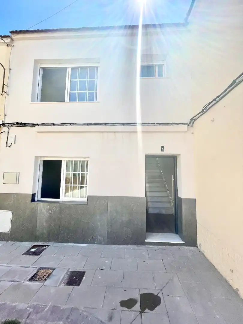 Vista exterior de Casa adosada en venta en Daya Nueva