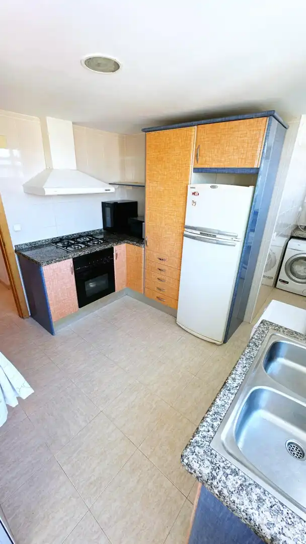 Cocina de Apartamento en venta en Gandia con Amueblado, Balcón y Piscina comunitaria