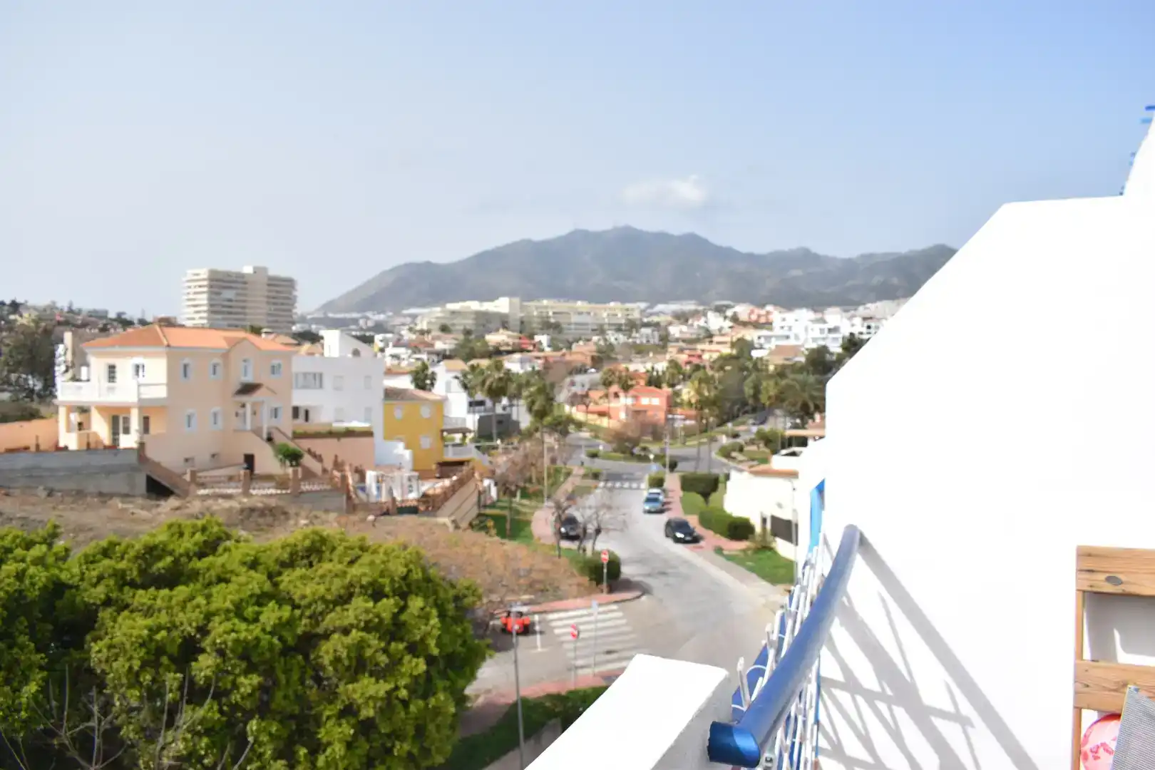 Vista exterior de Dúplex en venda en Benalmádena amb Piscina i Balcó