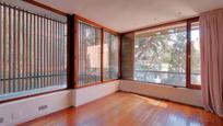 Sala d'estar de Pis en venda en  Barcelona Capital amb Terrassa i Balcó