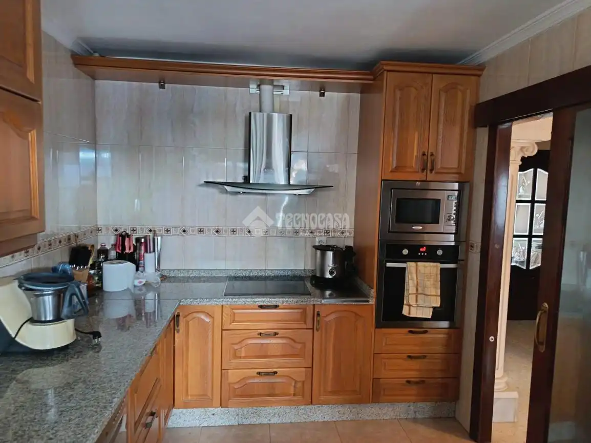 Cocina de Casa adosada en venta en Sevilla con Aire acondicionado, Terraza y Balcón