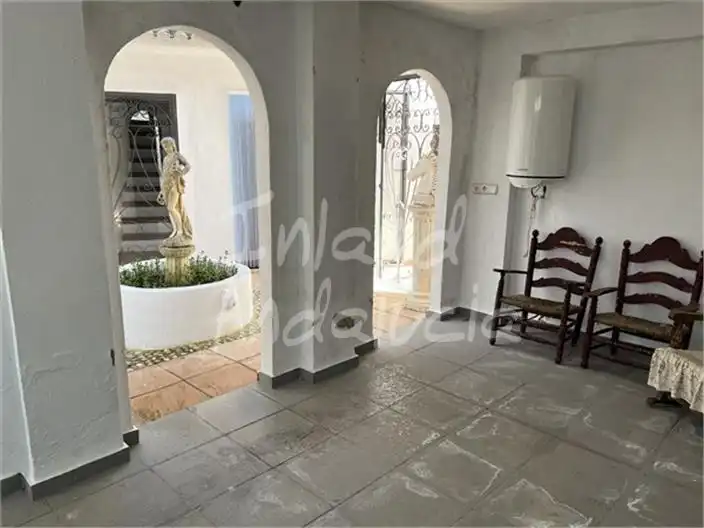 Casa adosada en venta en Frailes con Terraza, Trastero y Piscina