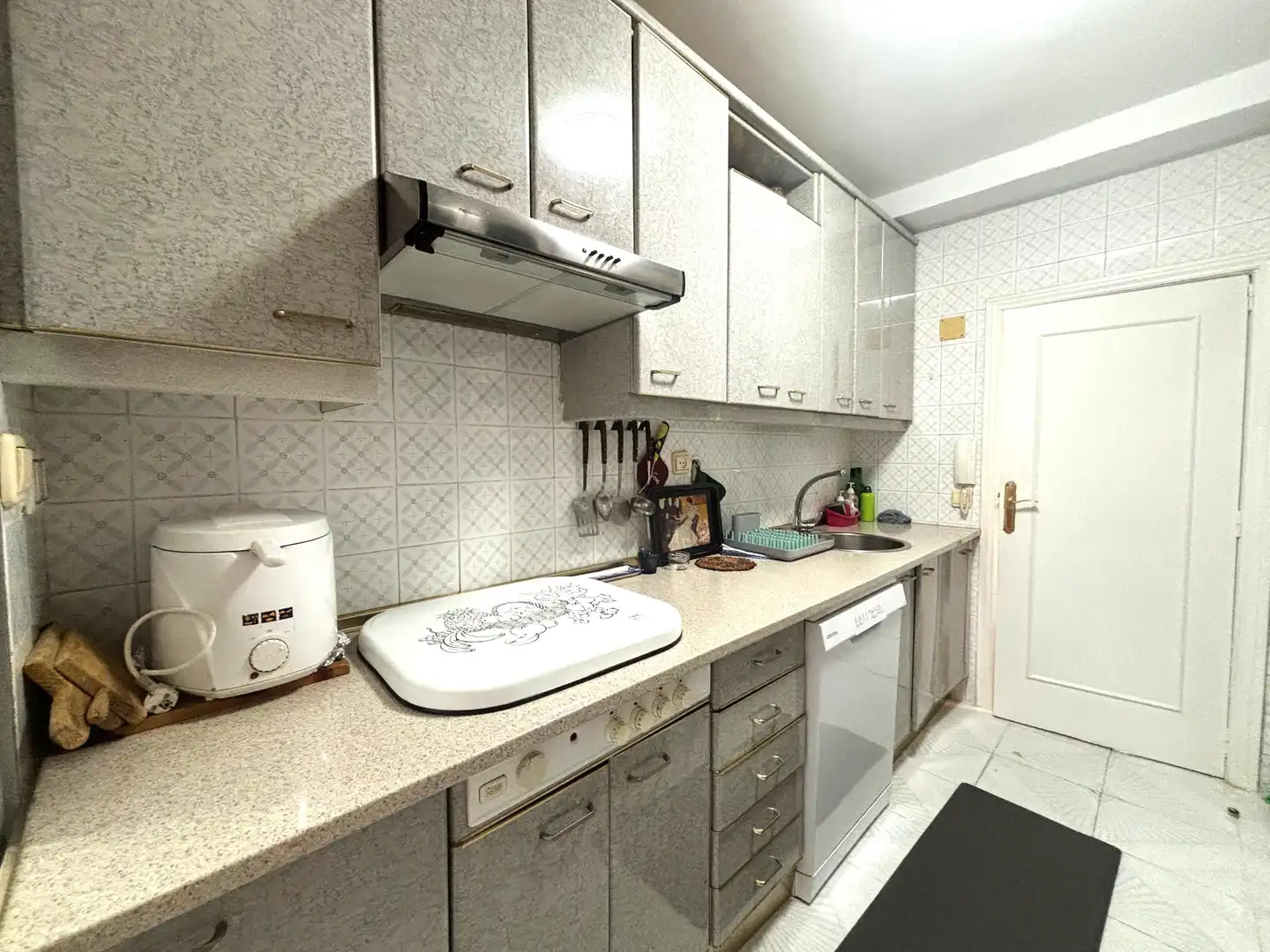 Cocina de Piso en venta en Madrid con Terraza, Trastero y Amueblado