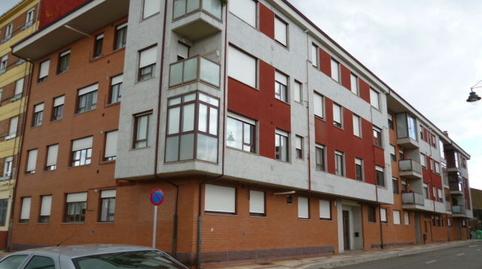 Foto 3 de Pis en venda a Cl Mastin Leones, Armunia, León