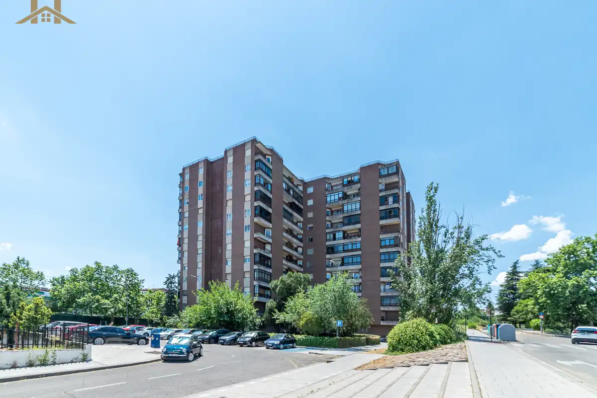 Exterior view of Flat for sale in Alcorcón  with Air Conditioner, Heating and Terrace