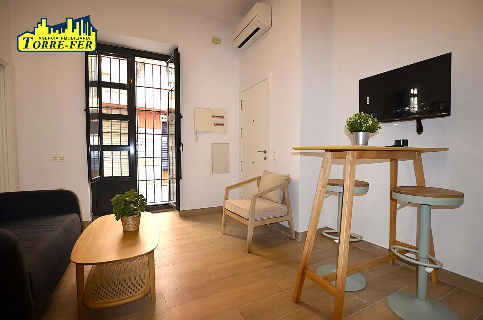 Apartments for rent in Almería  with Air Conditioner and Furnished