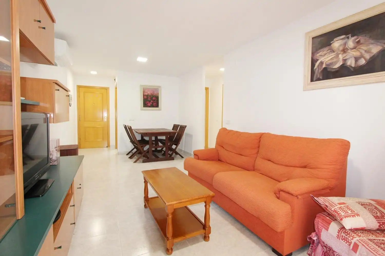Living room of Flat for sale in Oropesa del Mar / Orpesa  with Air Conditioner, Terrace and Storage room