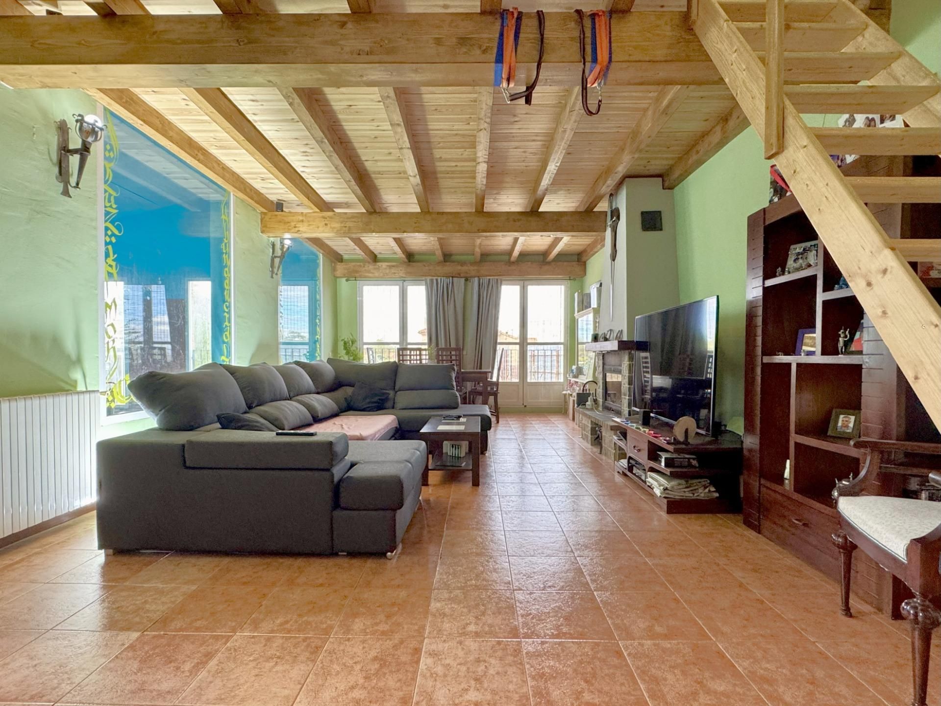 Sala d'estar de Casa o xalet en venda en Batres amb Aire condicionat, Calefacció i Jardí privat