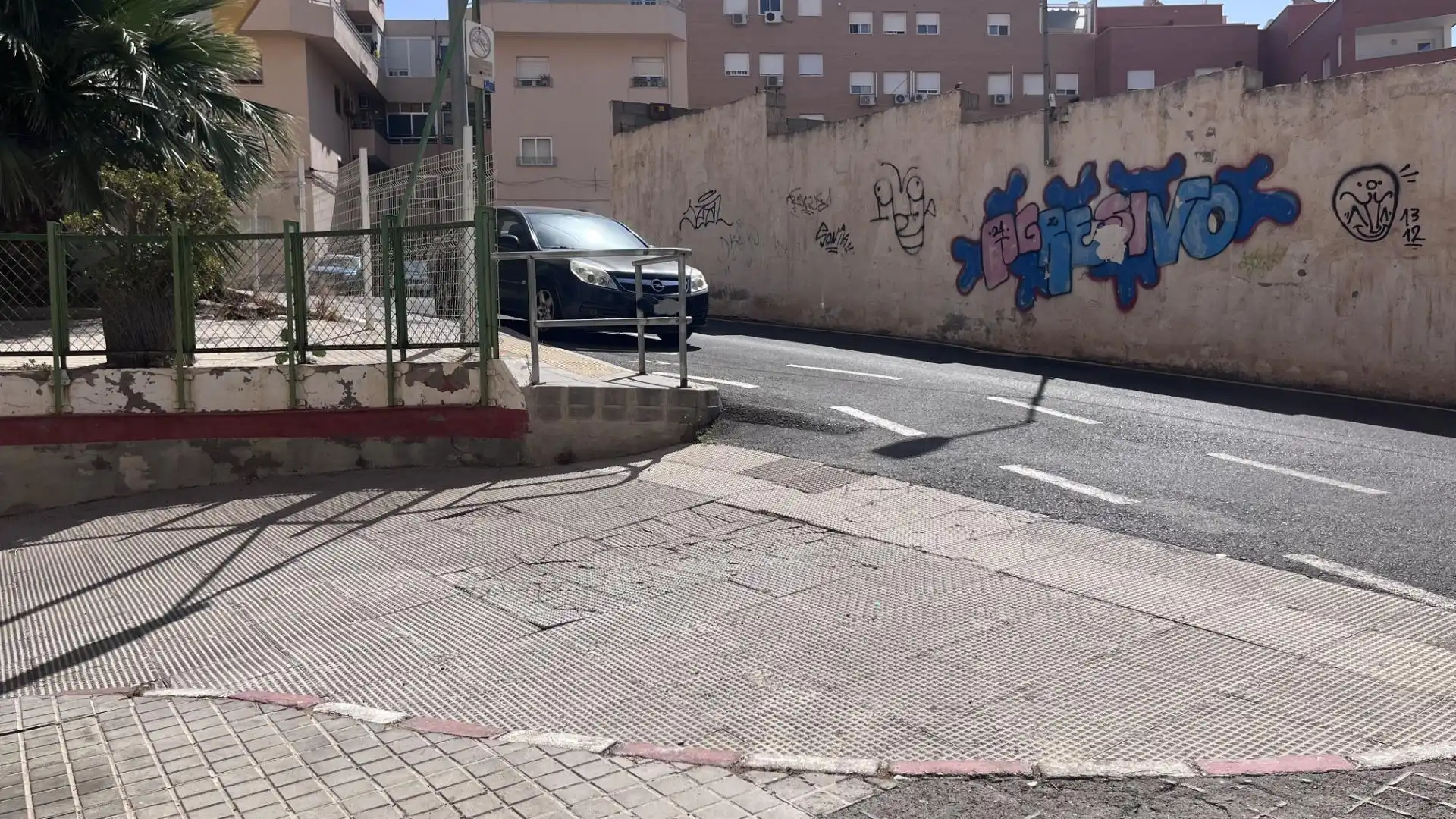 Vista exterior de Garaje en venta en Almería