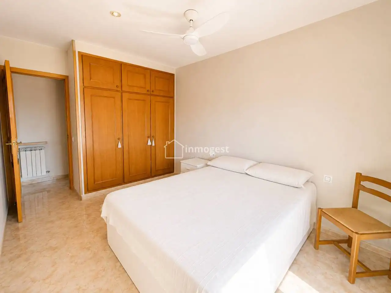Habitación de Ático en venta en Salt con Calefacción y Terraza
