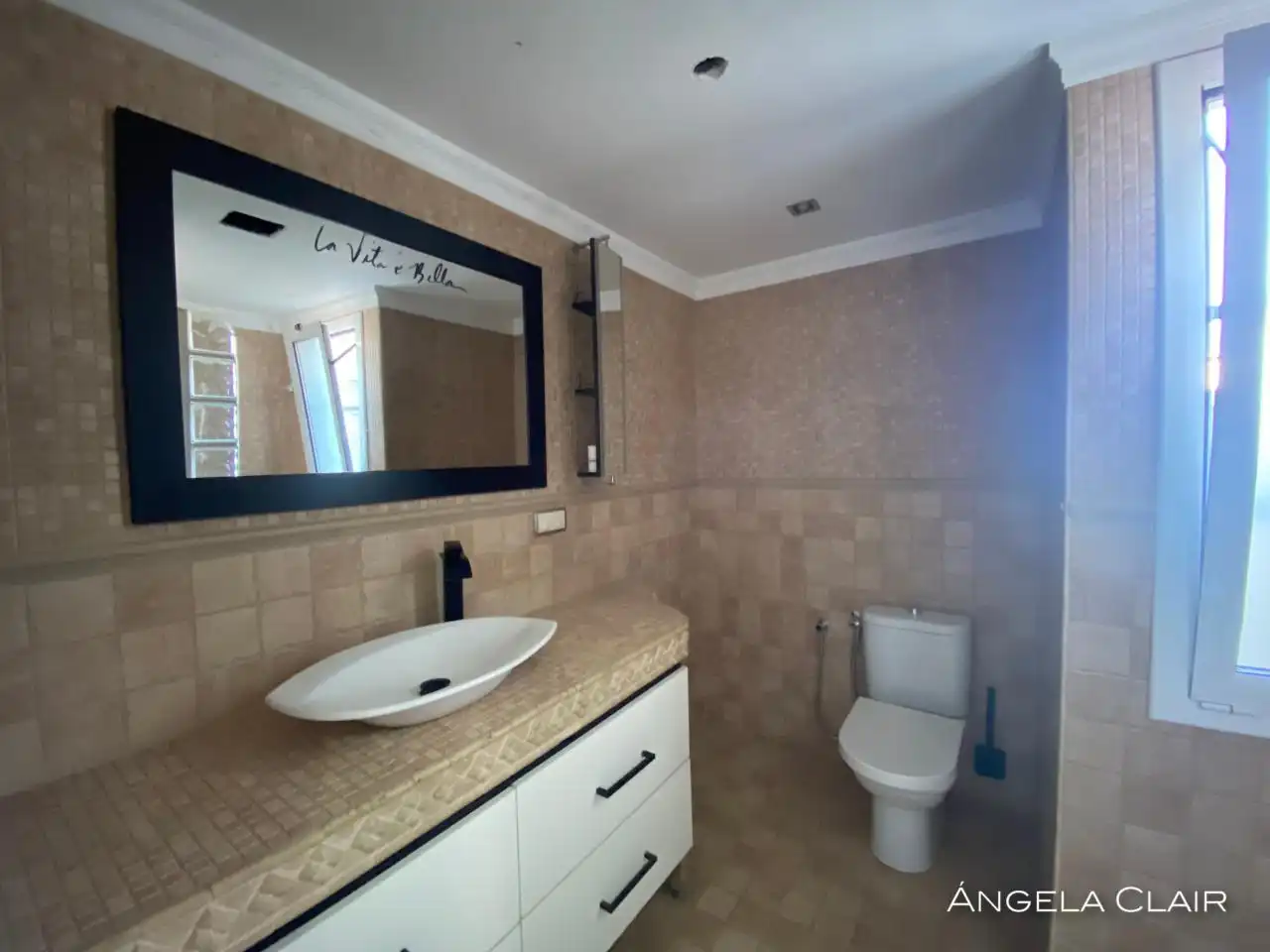 Bathroom of Flat for sale in Terrassa  with Terrace