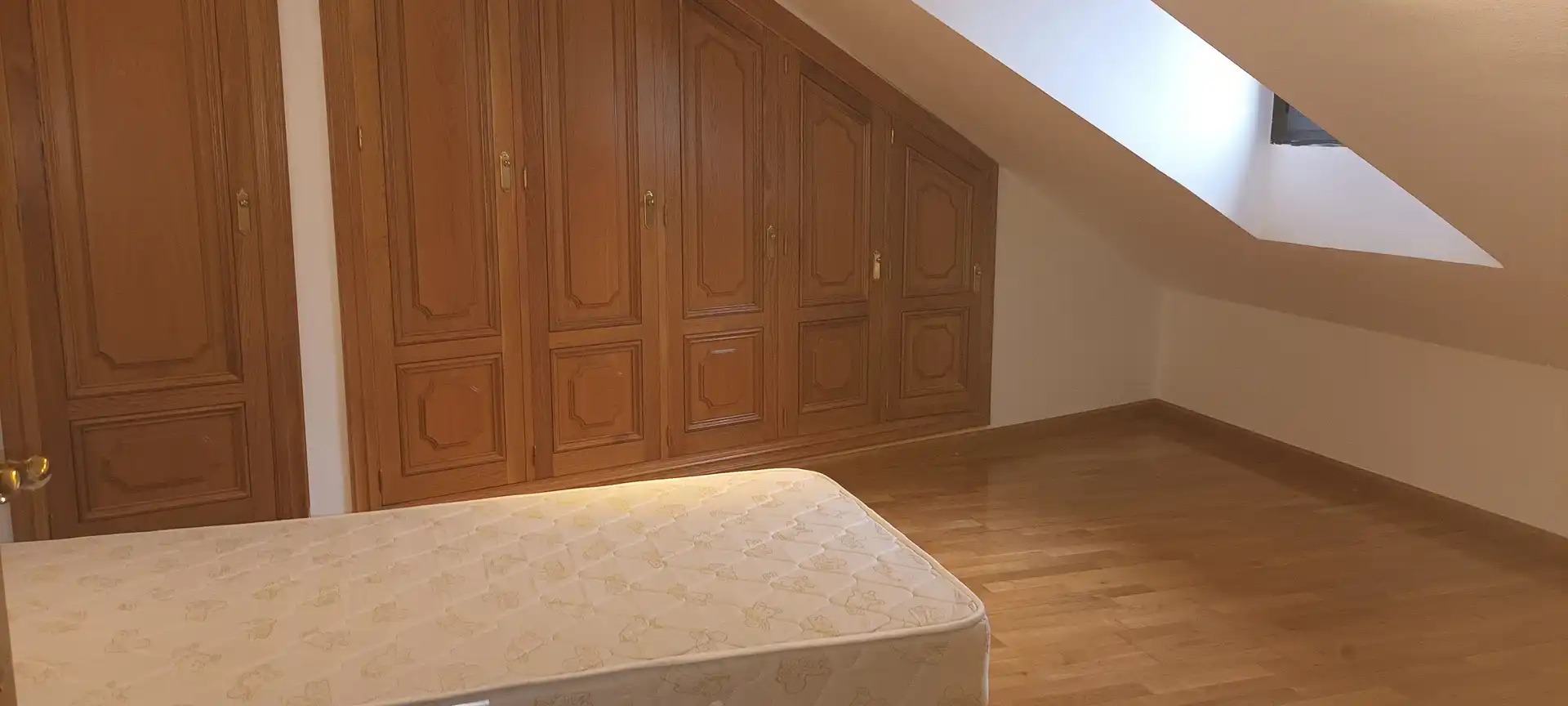 Schlafzimmer von Maisonette zur Miete in Segovia mit Klimaanlage, Heizung und Parkett