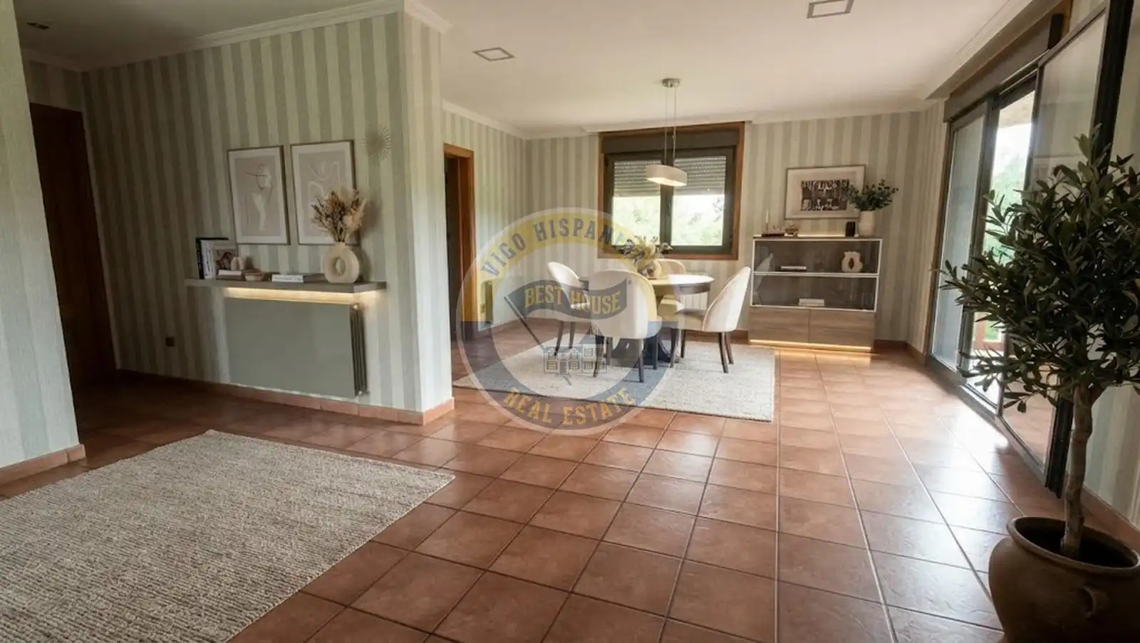 Dining room of Houses for sale in Bembrive