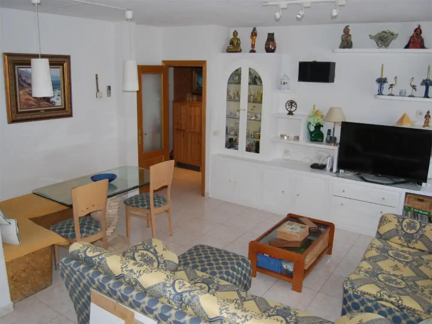 Sala d'estar de Pis en venda en San Fernando de Henares amb Aire condicionat i Balcó