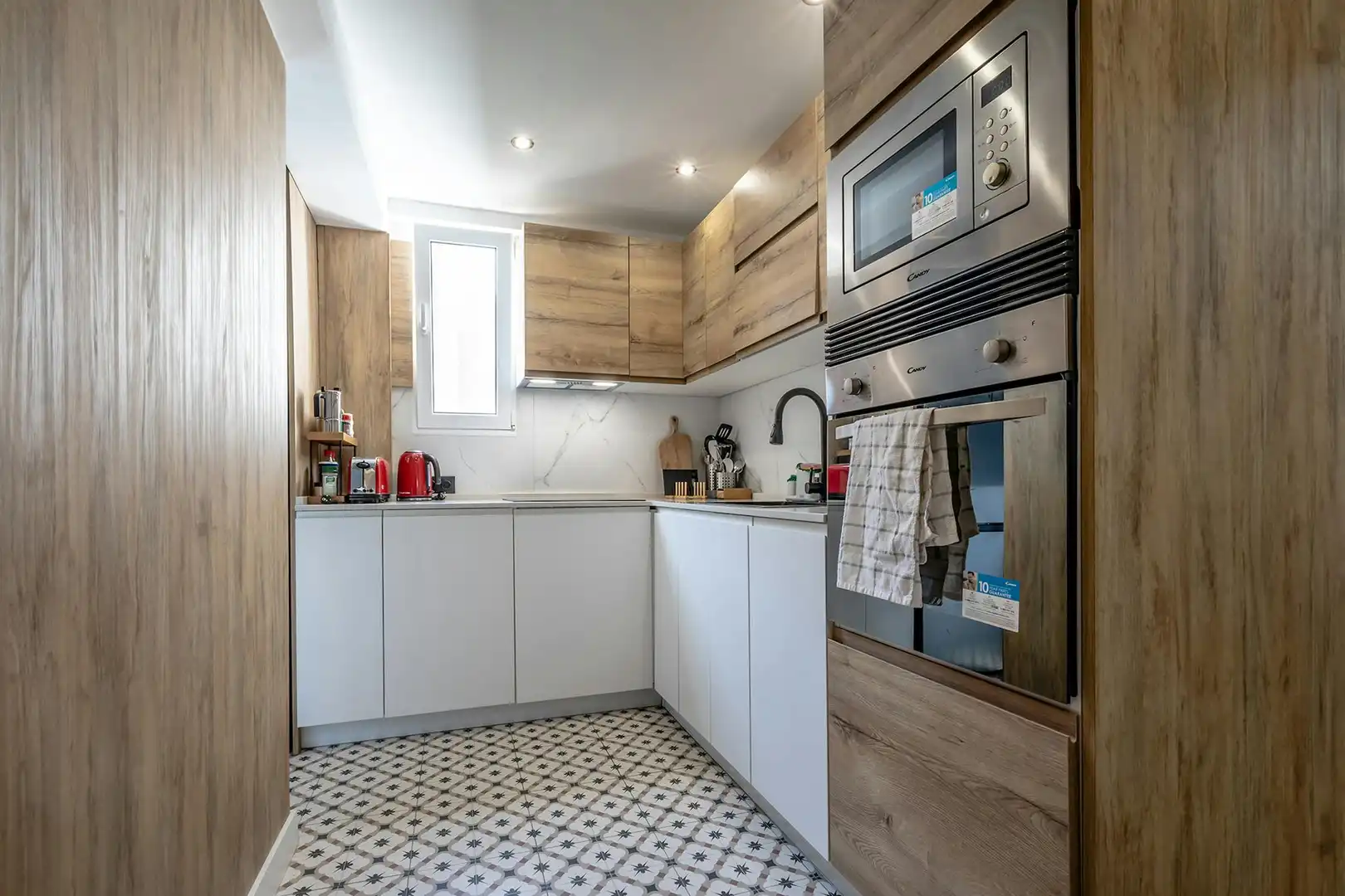 Kitchen of Flat for rent in Valencia  with Air Conditioner, Heating and Furnished