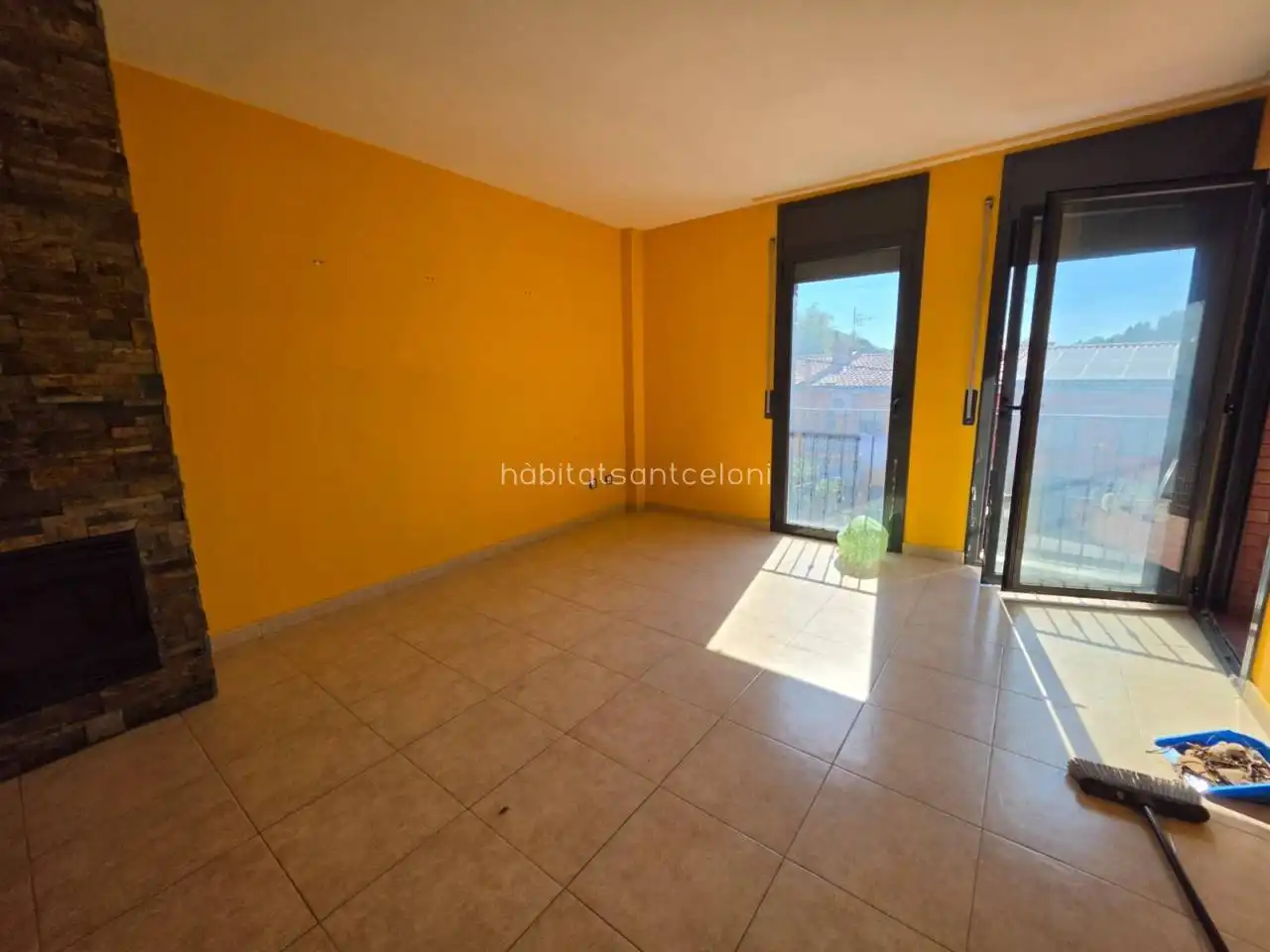 Schlafzimmer von Maisonette zum Verkauf in Riells i Viabrea mit Terrasse, Balkon und Gemeinschaftspool
