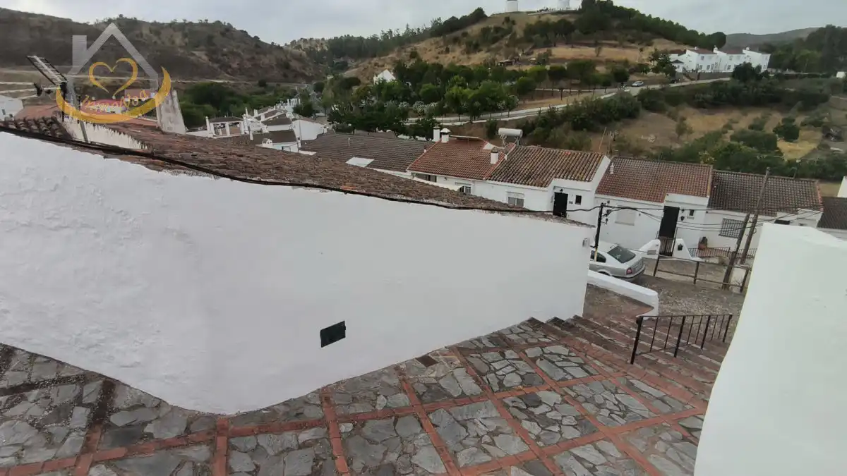Vista exterior de Casa o xalet en venda en Sanlúcar de Guadiana amb Jardí privat, Terrassa i Moblat